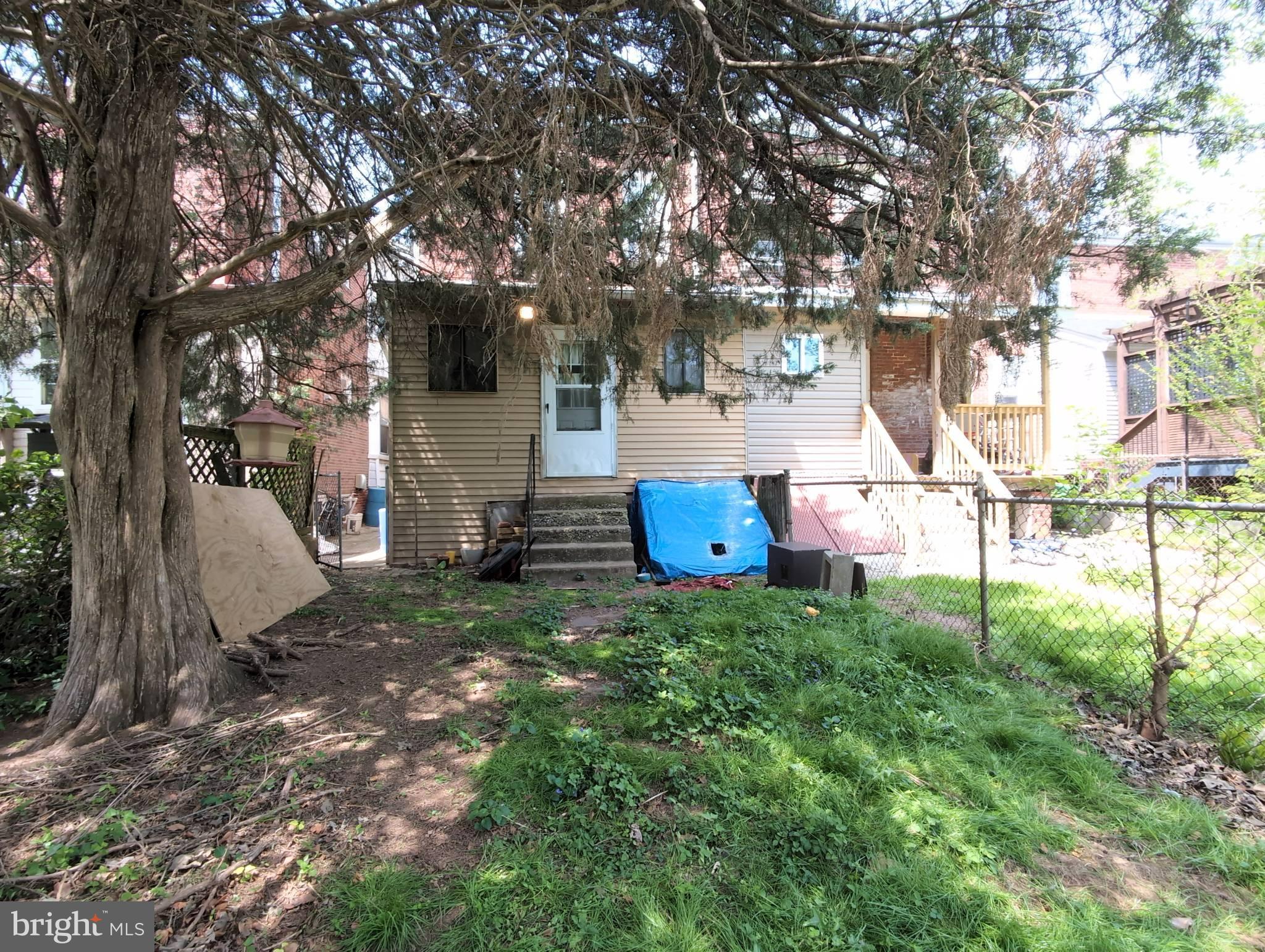 NORRISTOWN - Residential