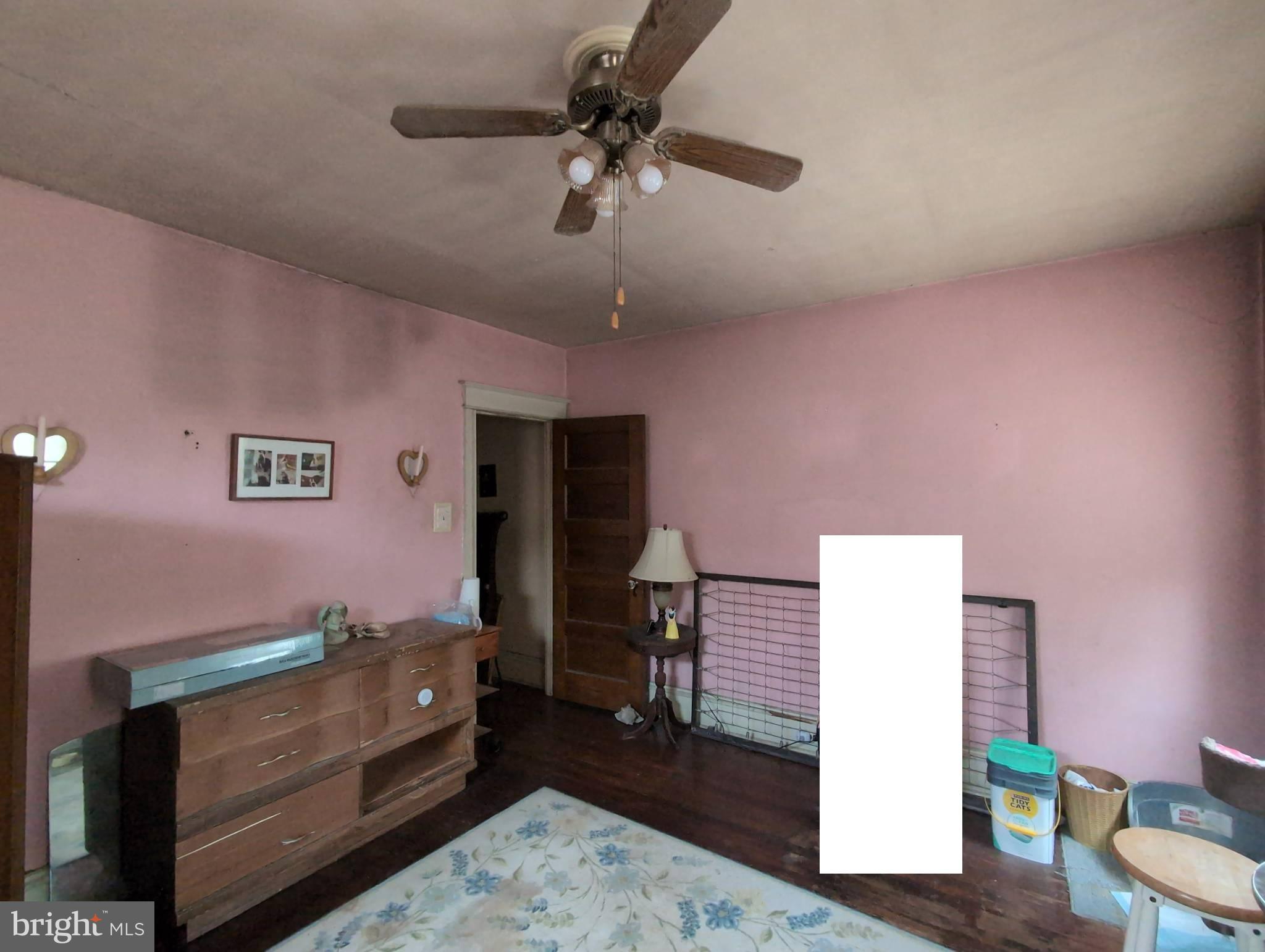 NORRISTOWN - Residential