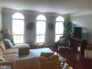 RIVER CREEK - Residential Lease