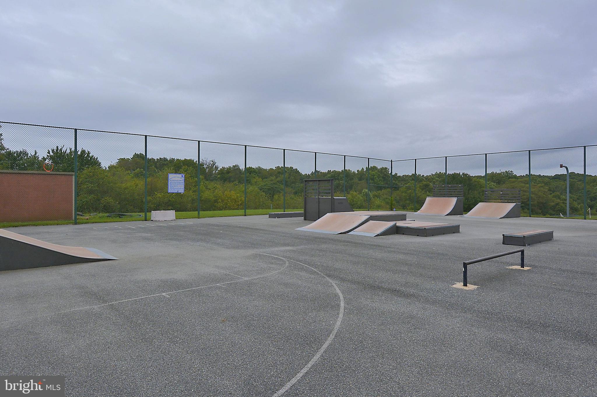 DAMASCUS OUTSIDE - Residential