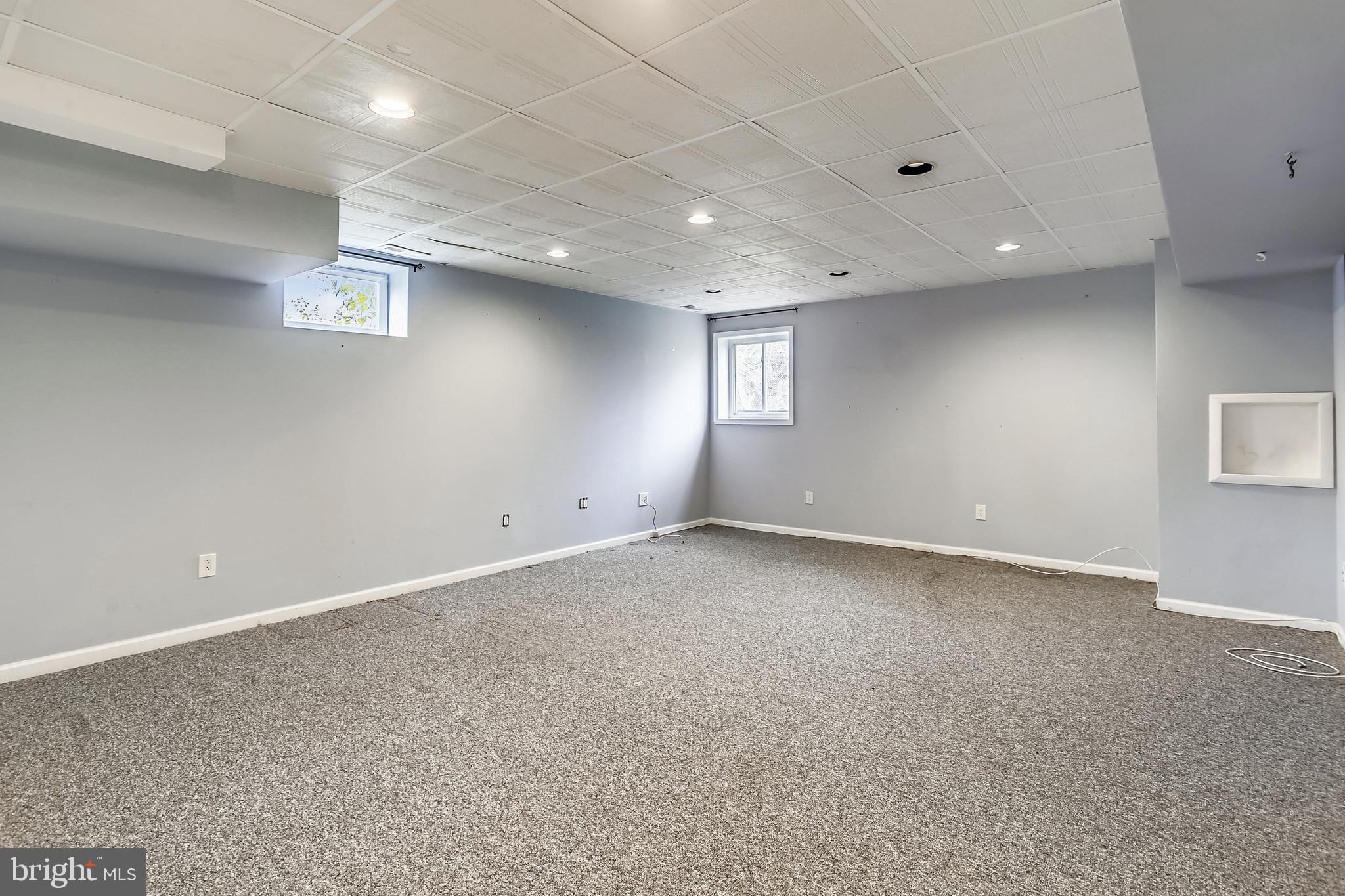 DAMASCUS OUTSIDE - Residential