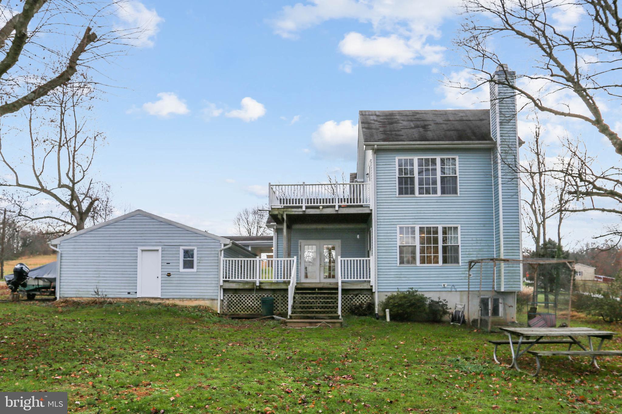 DAMASCUS OUTSIDE - Residential