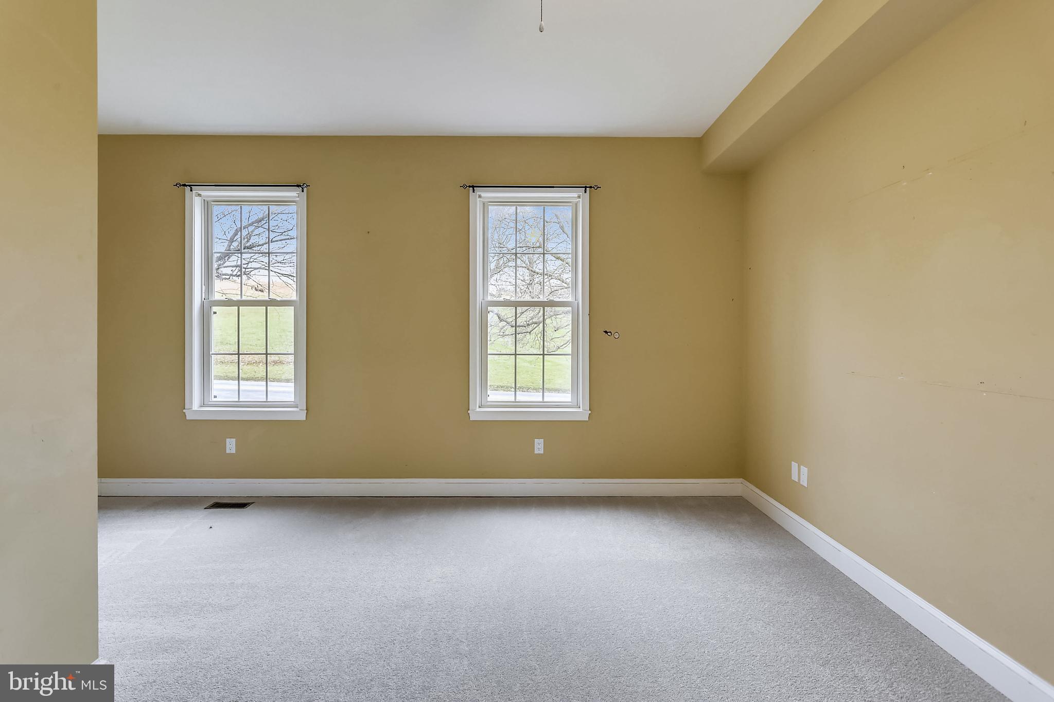 DAMASCUS OUTSIDE - Residential