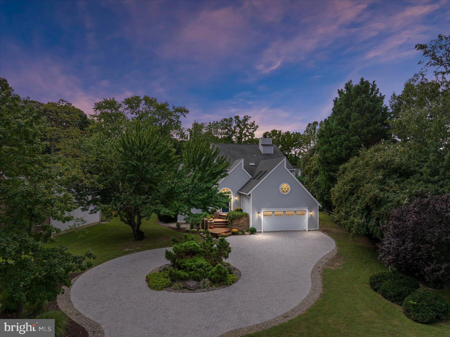912 LYNCH DRIVE