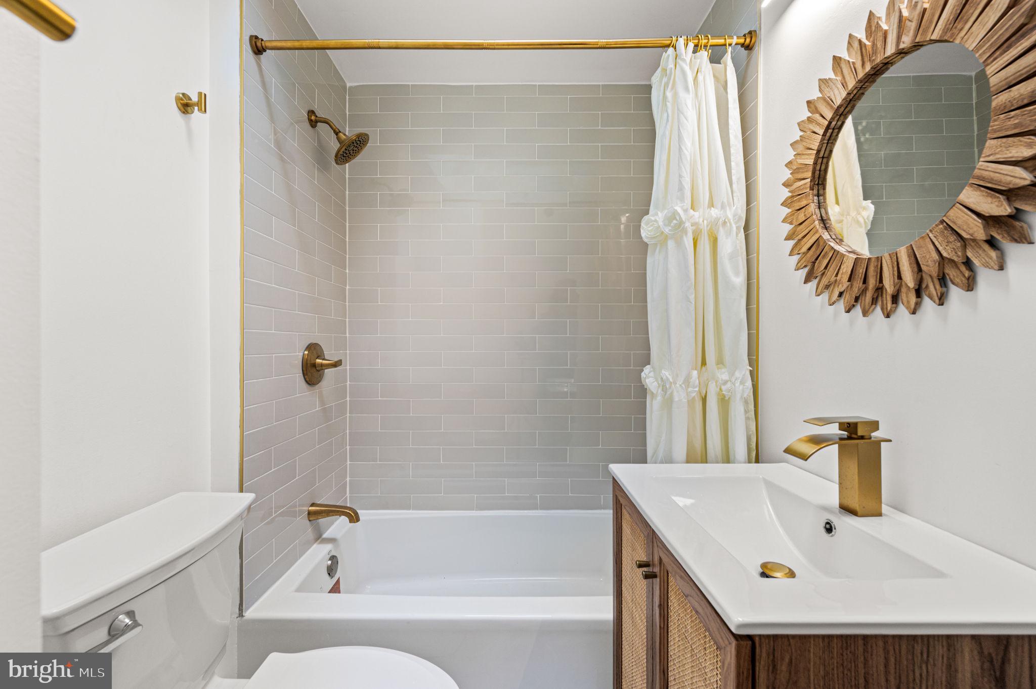 MT AIRY (EAST) - Residential