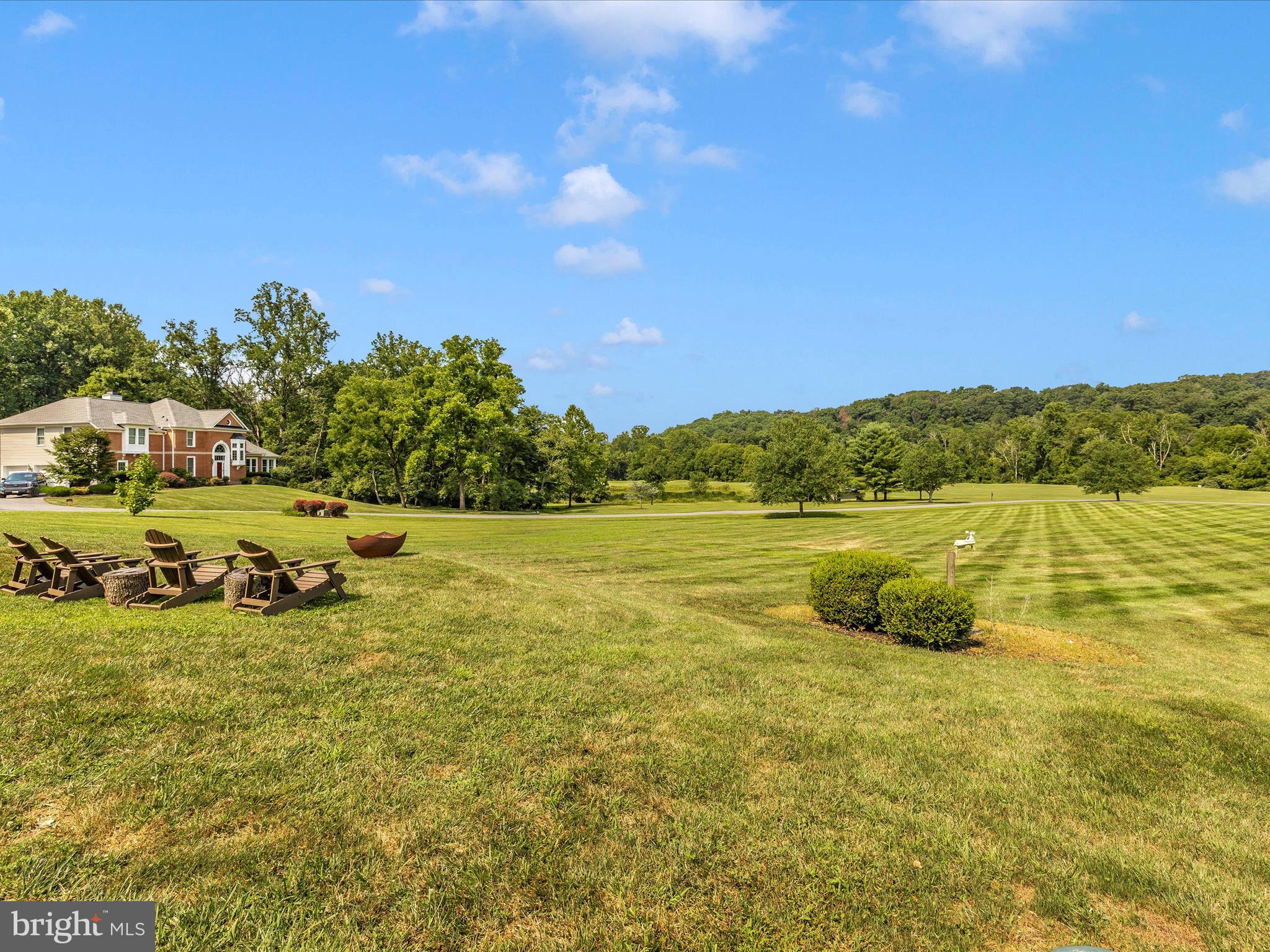 RIVER DOWNS - Residential