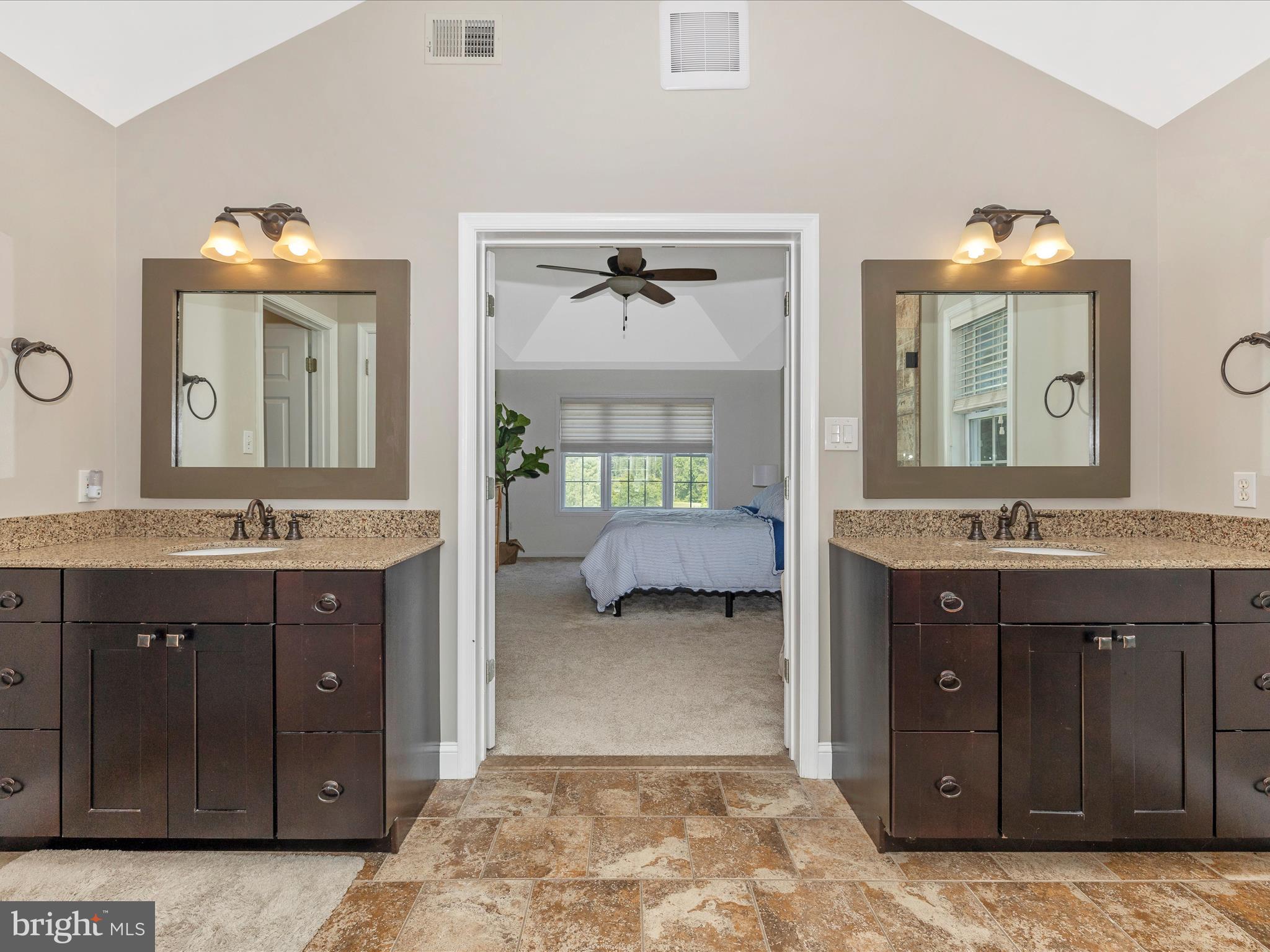 RIVER DOWNS - Residential