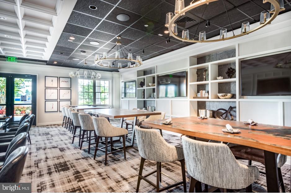 DOMINION VALLEY COUNTRY CLUB - Residential