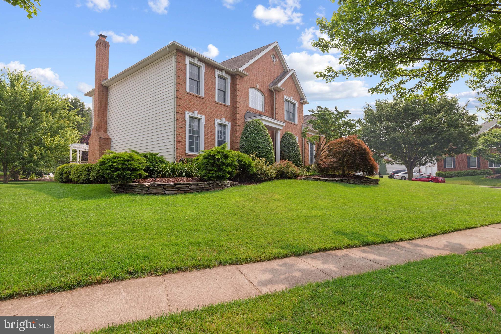 DOMINION VALLEY COUNTRY CLUB - Residential