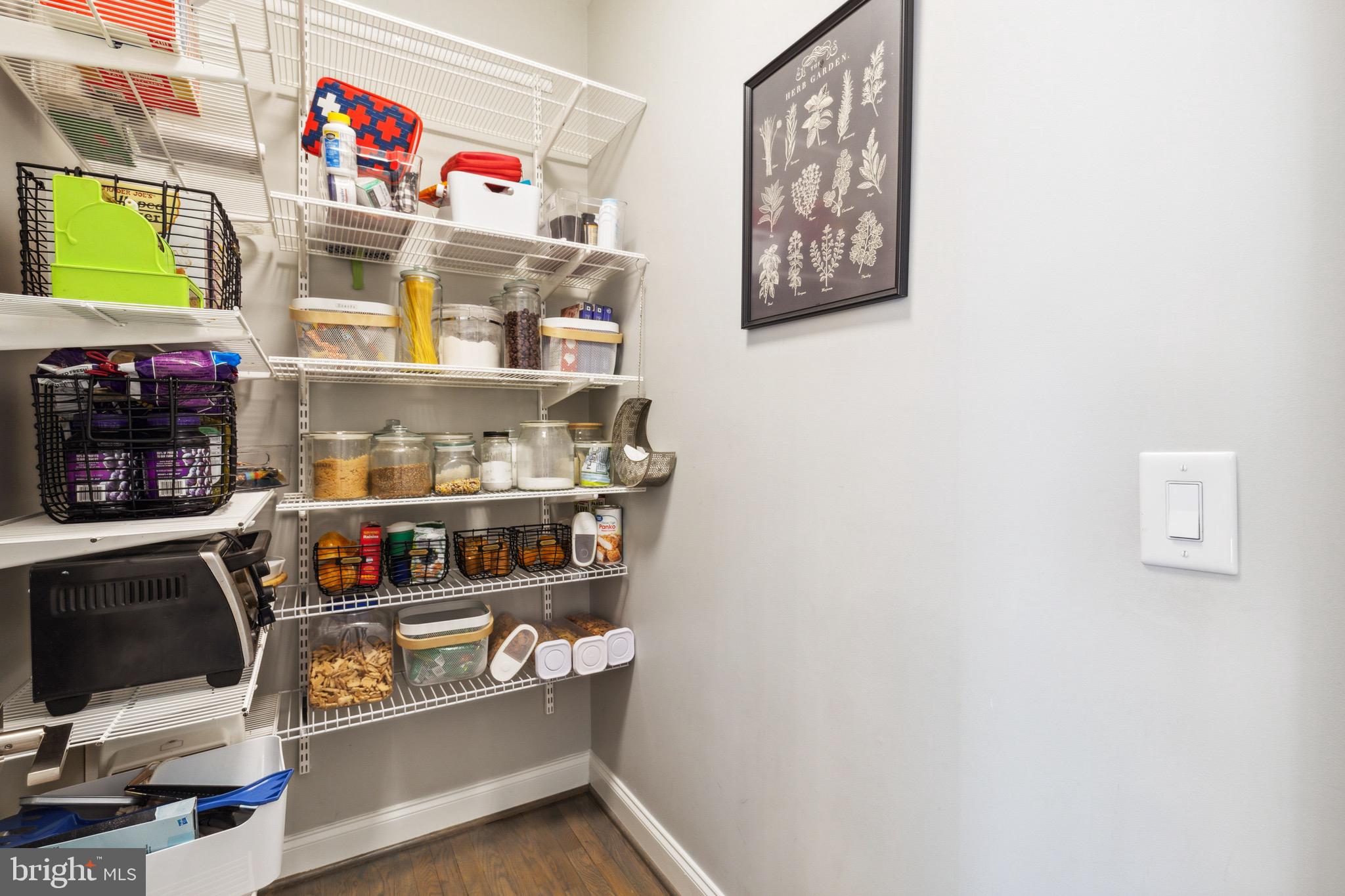 DOMINION VALLEY COUNTRY CLUB - Residential