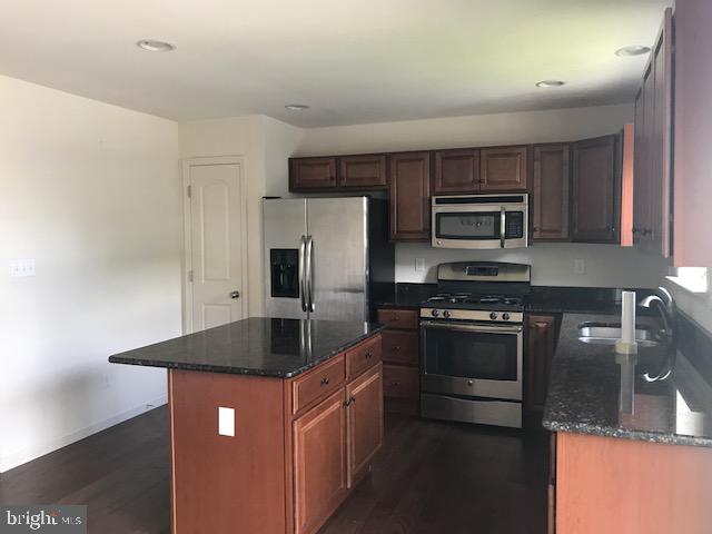 WINDING HILLS - DORSET SQ - Residential Lease