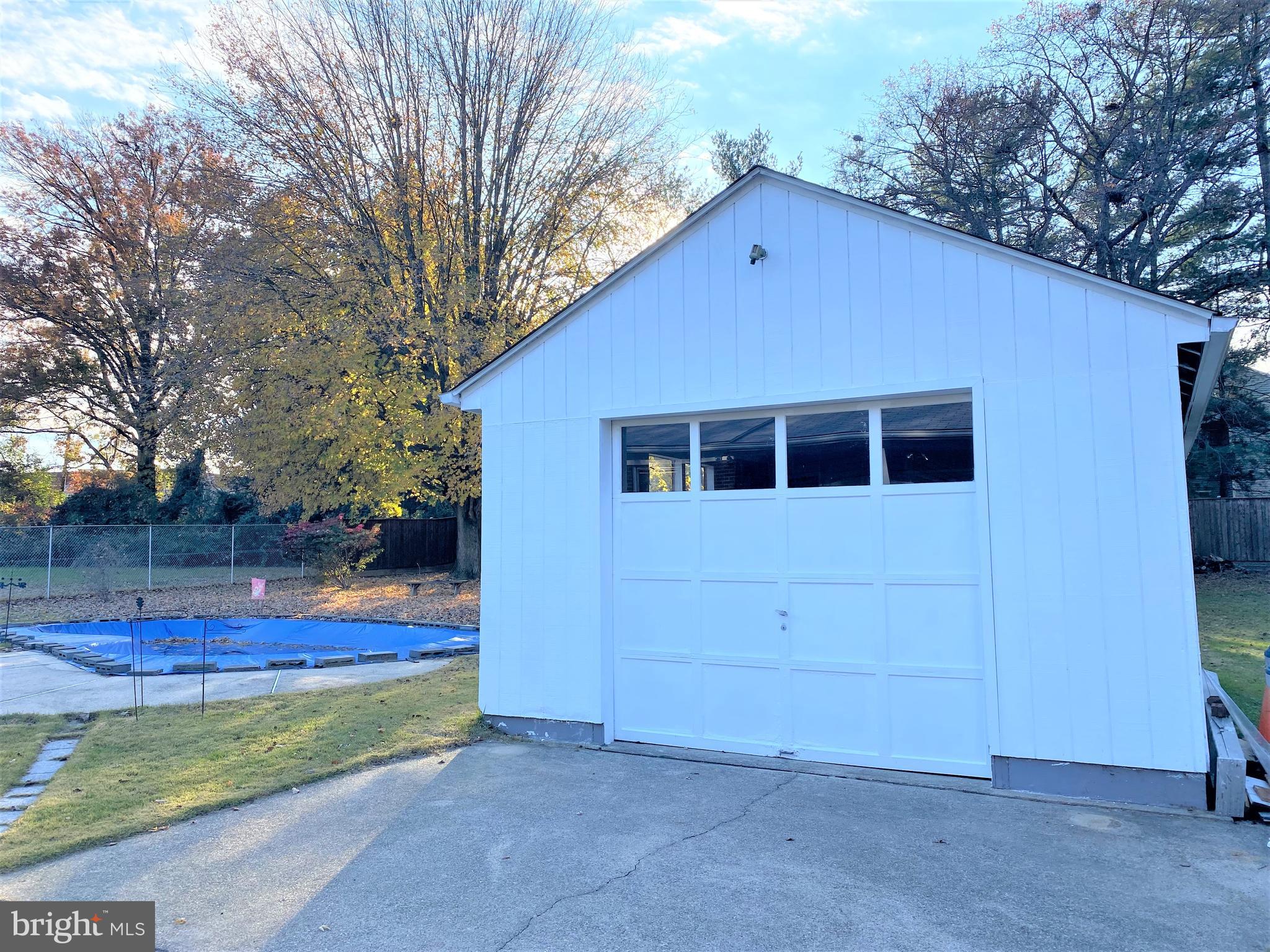 ENGLESIDE - Residential