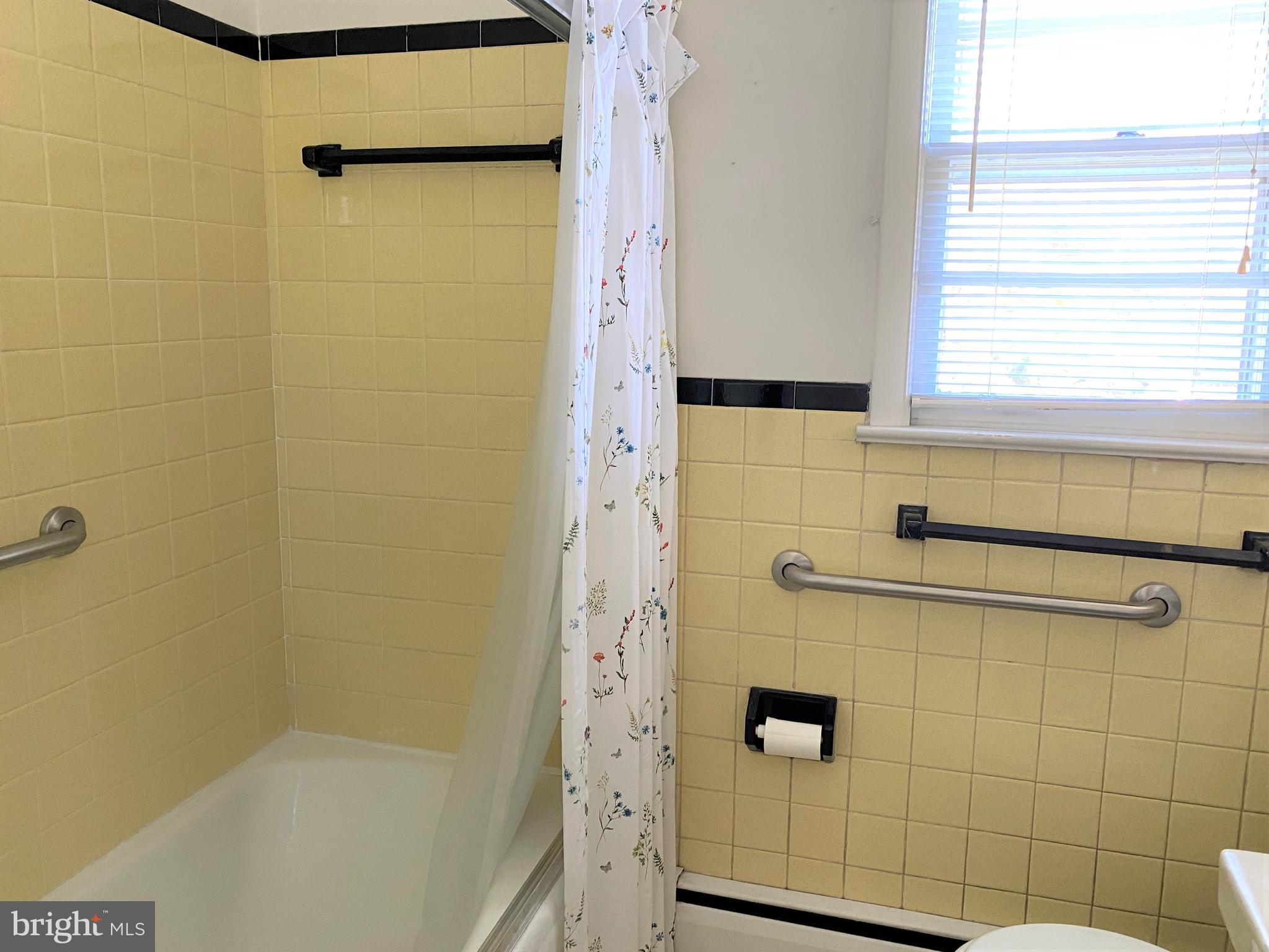 ENGLESIDE - Residential