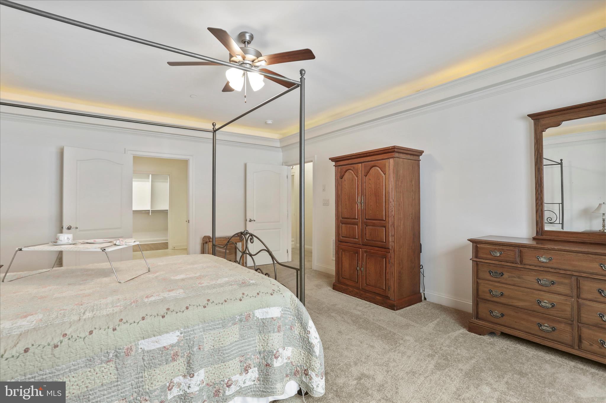 EMERALD POINTE - Residential