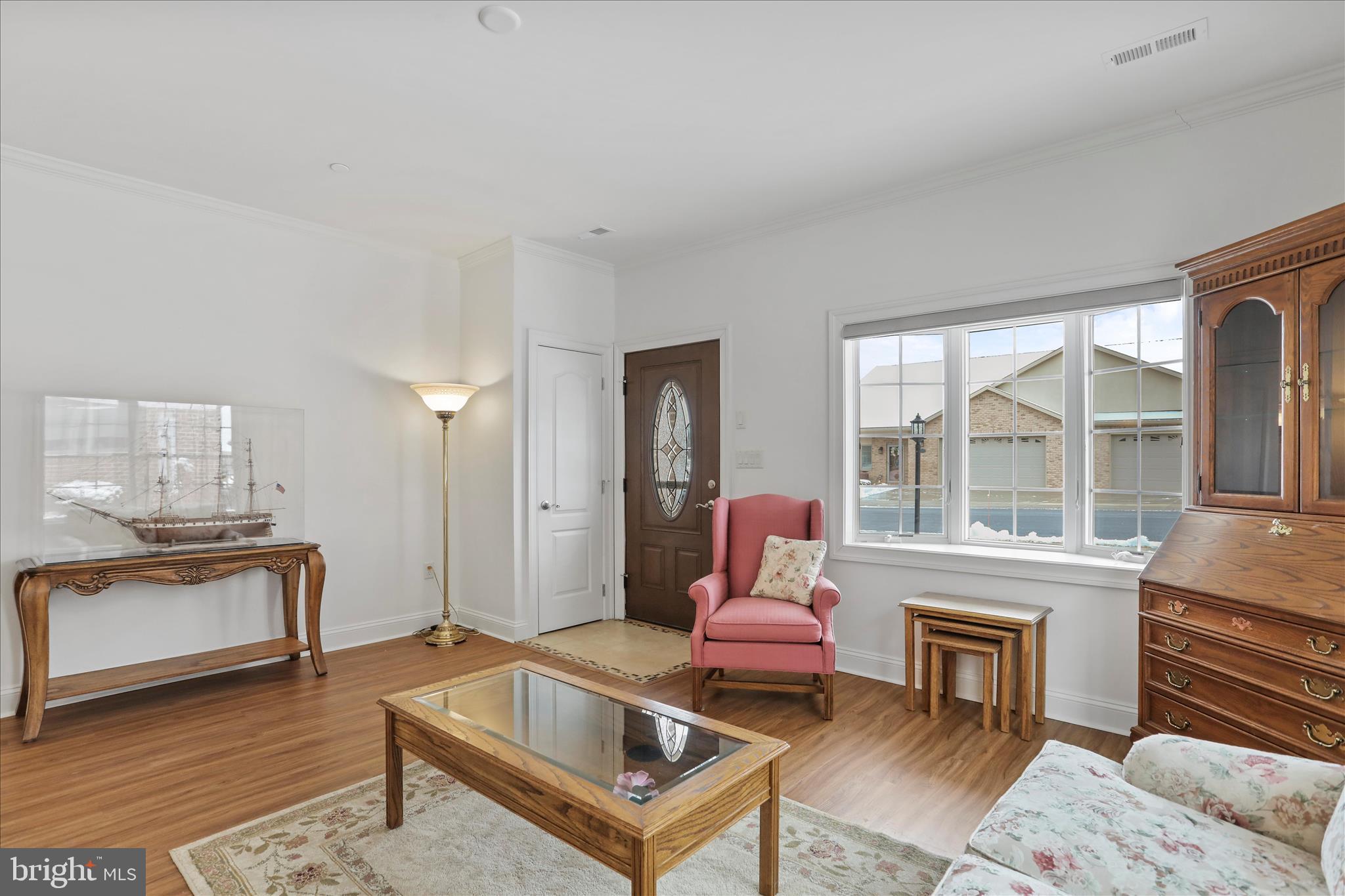 EMERALD POINTE - Residential