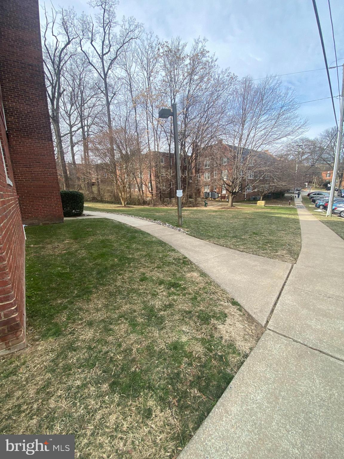 1762 N RHODES STREET 6-350