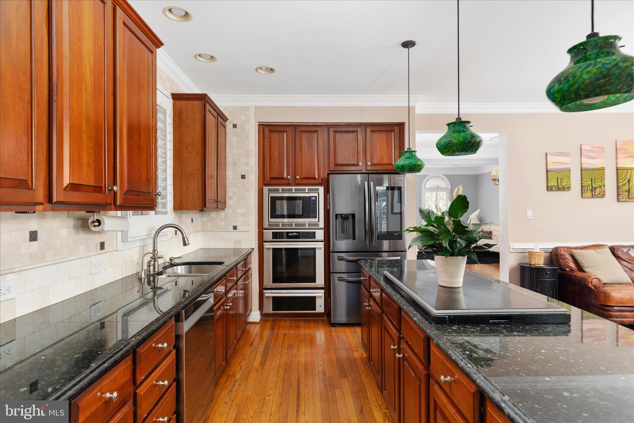 MCLEAN VILLAGE - Residential