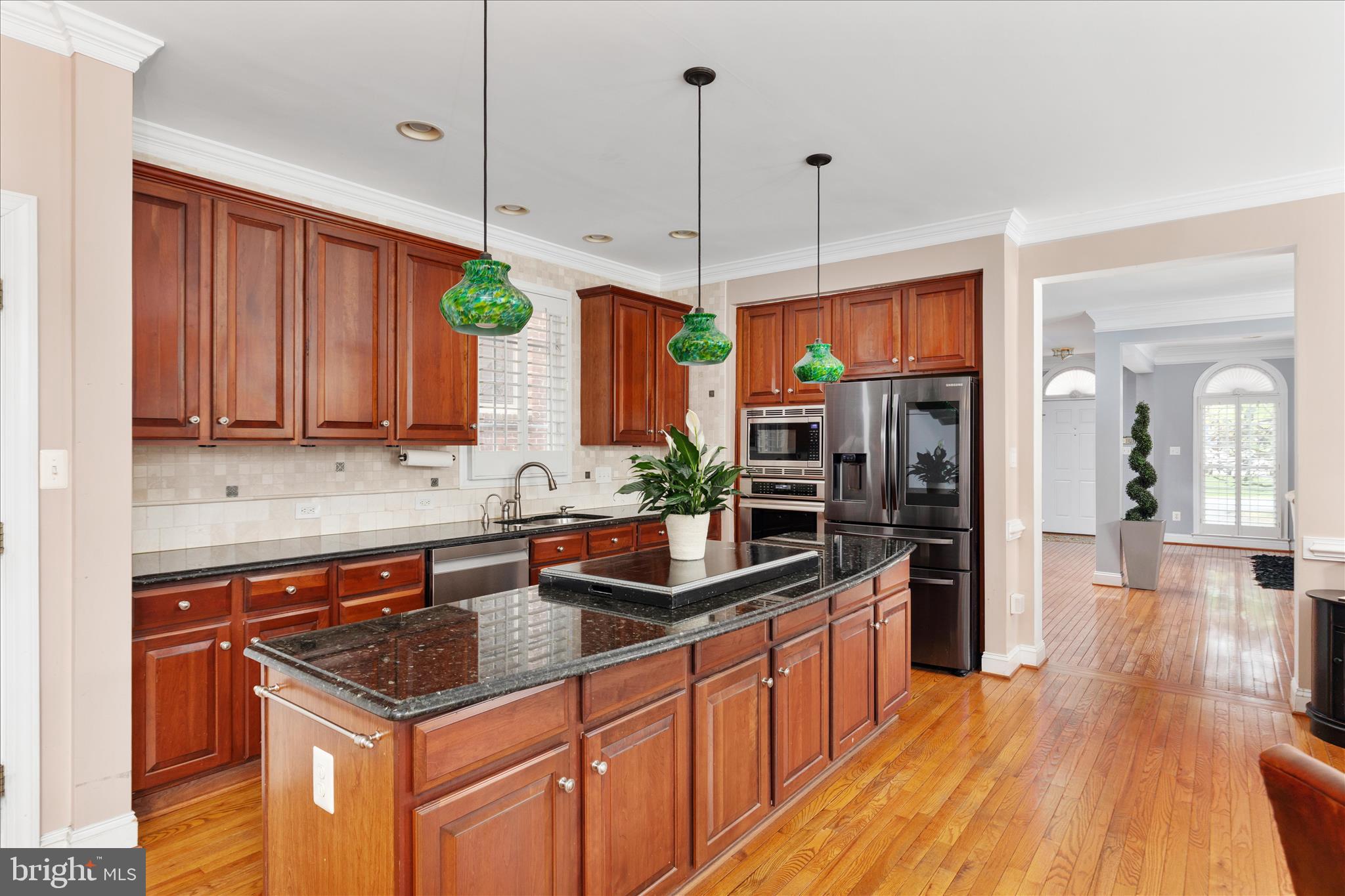 MCLEAN VILLAGE - Residential