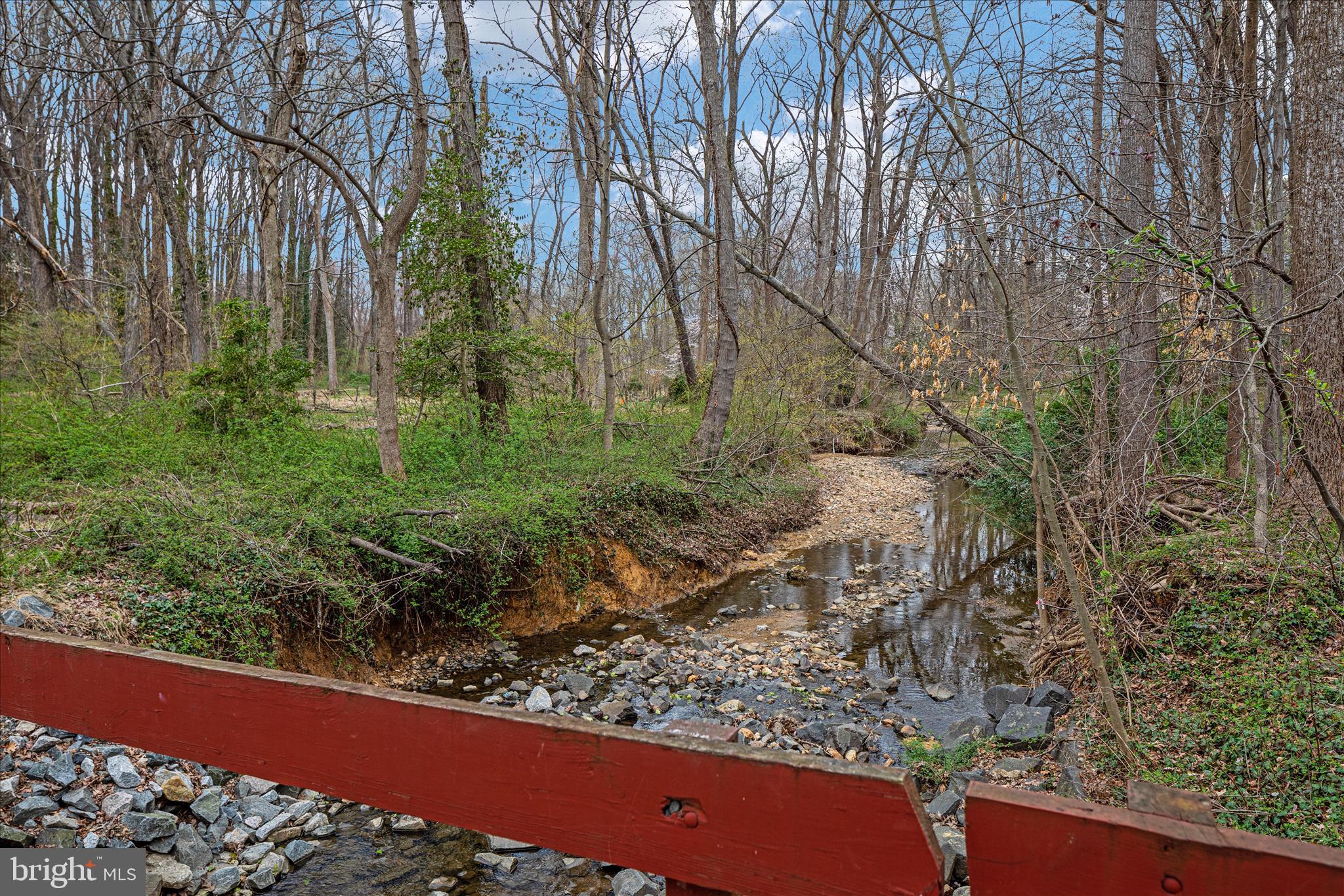 MCLEAN VILLAGE - Residential