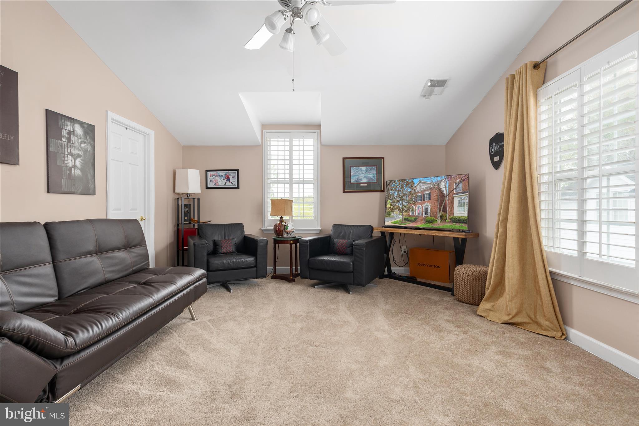 MCLEAN VILLAGE - Residential