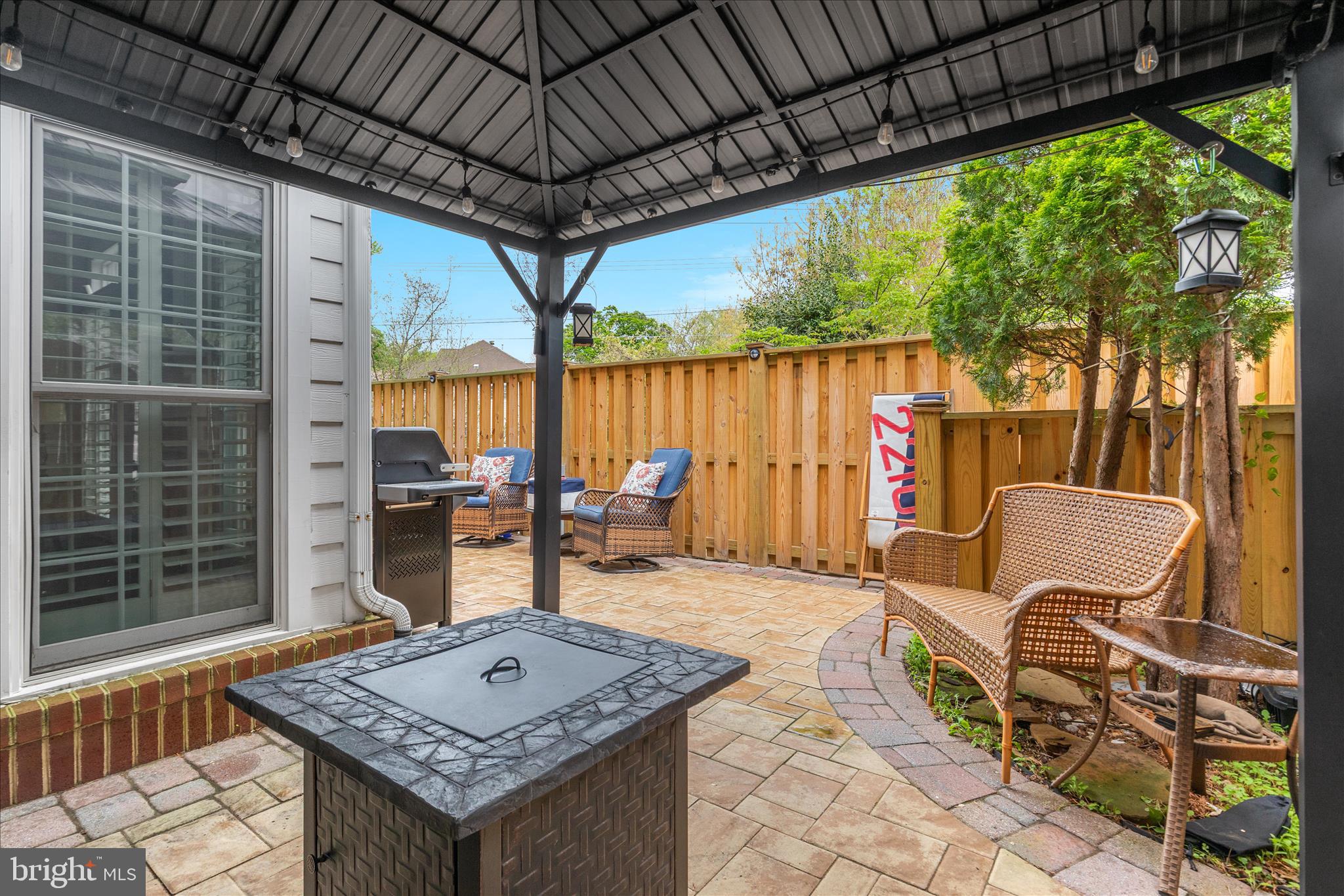 MCLEAN VILLAGE - Residential