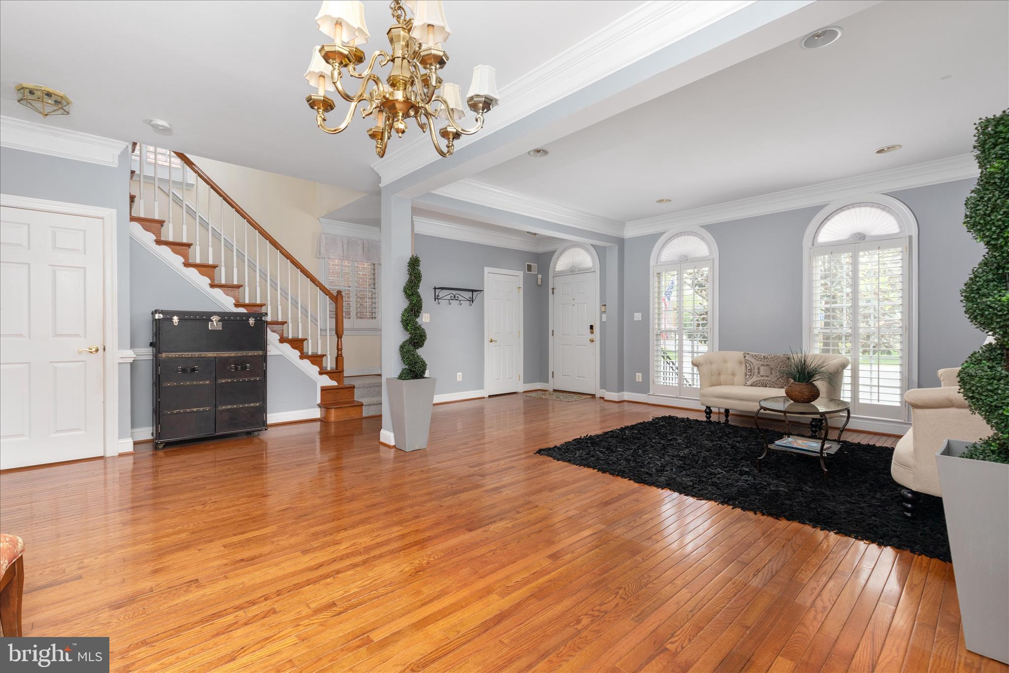 MCLEAN VILLAGE - Residential