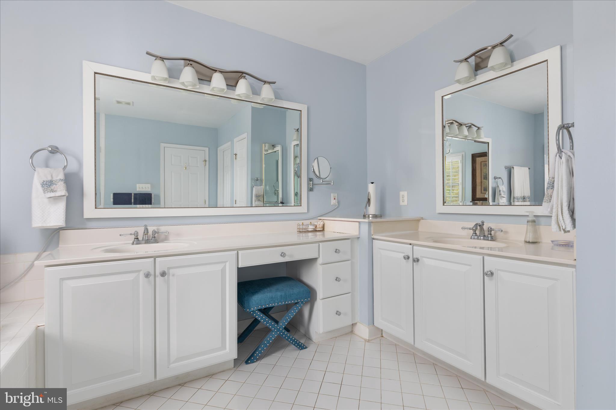 MCLEAN VILLAGE - Residential