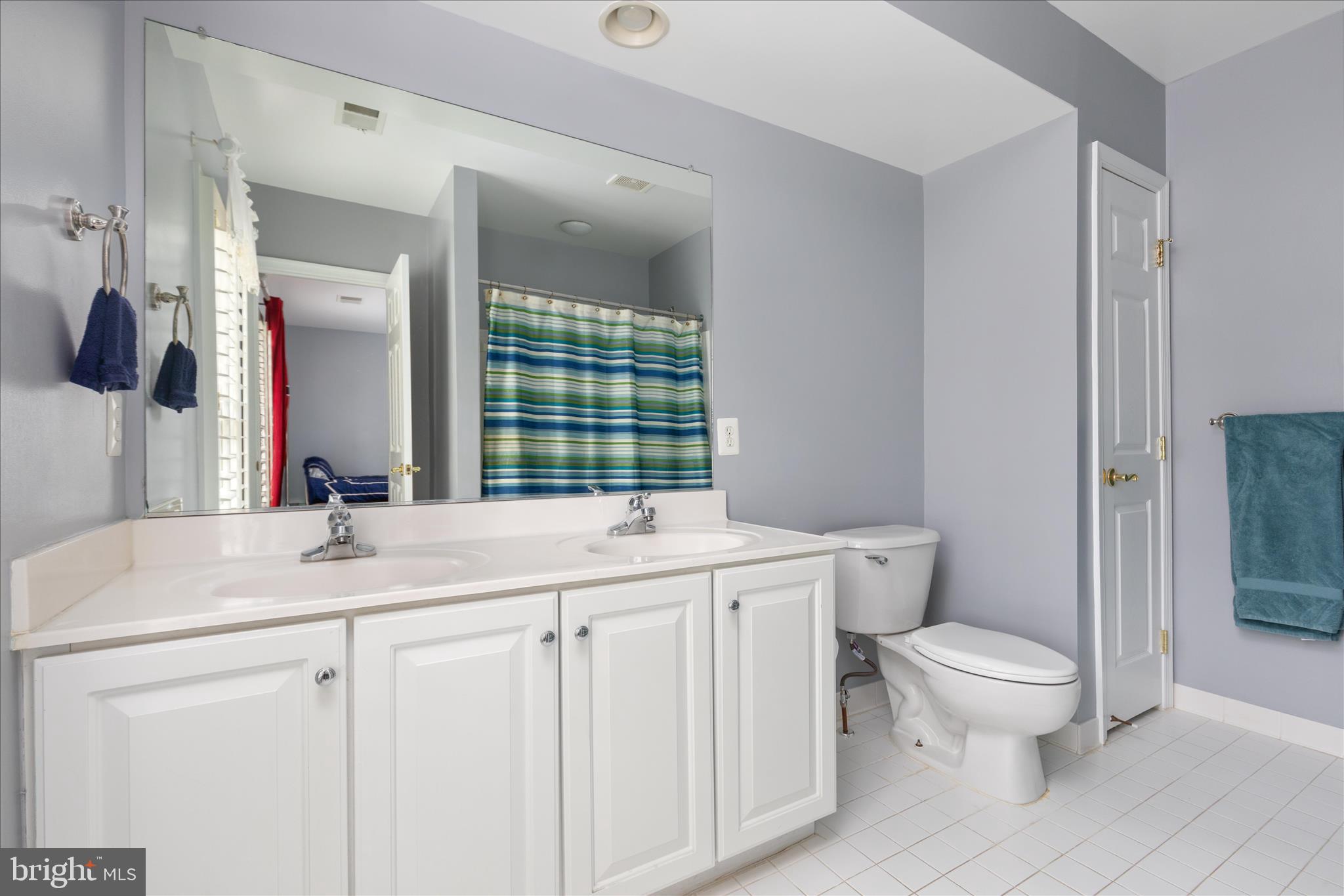 MCLEAN VILLAGE - Residential