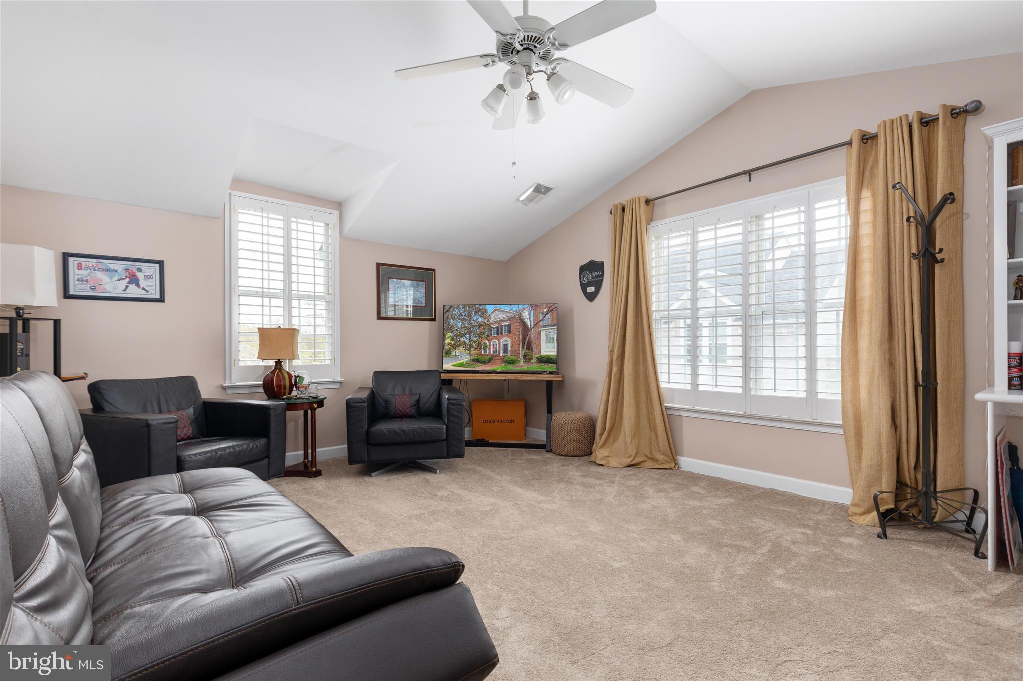 MCLEAN VILLAGE - Residential