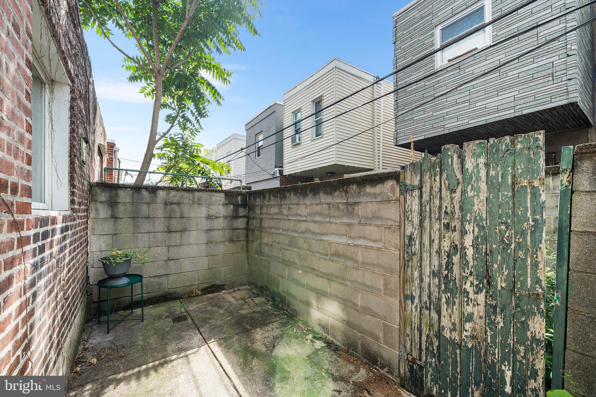 WEST PASSYUNK - Residential