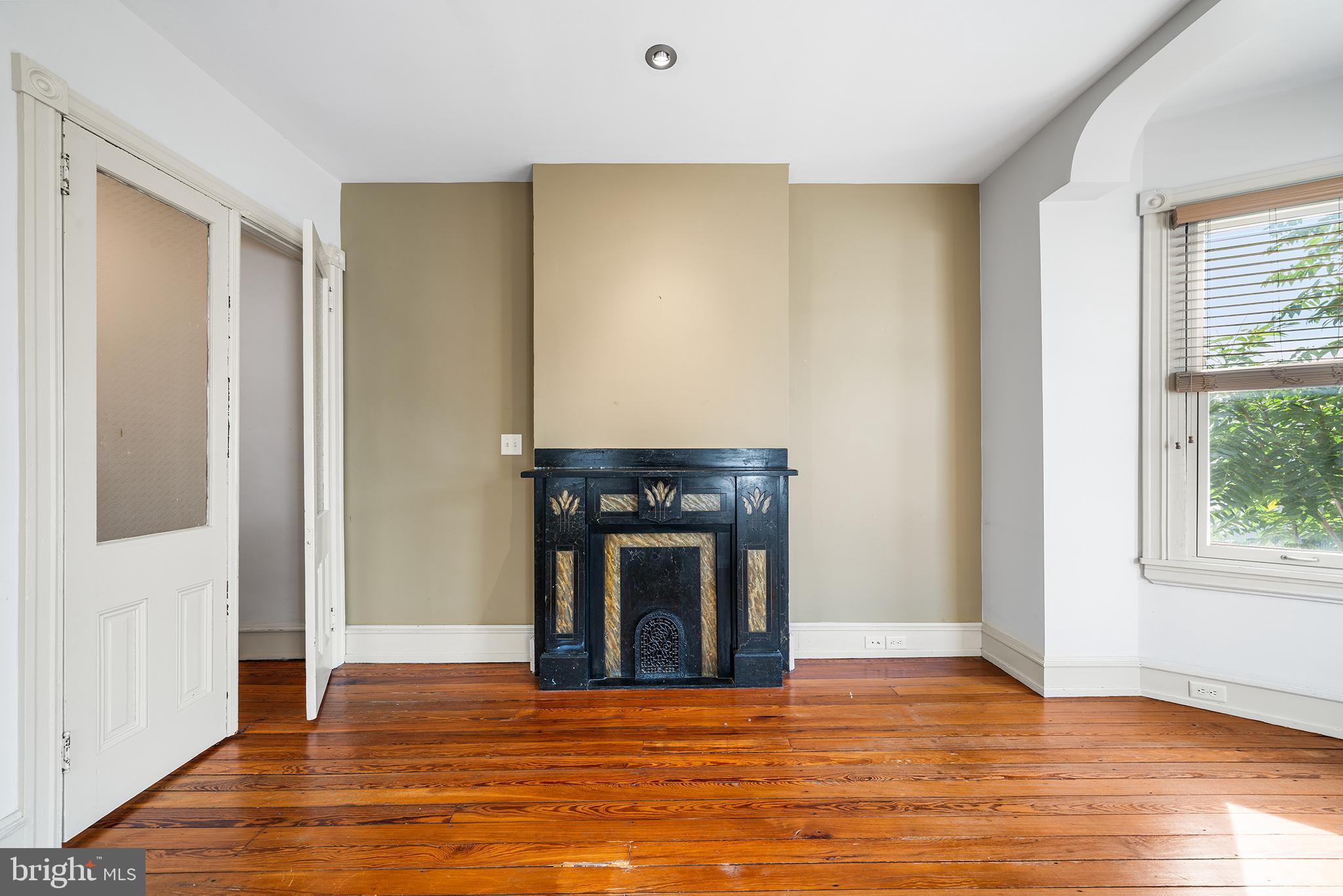 WEST PASSYUNK - Residential