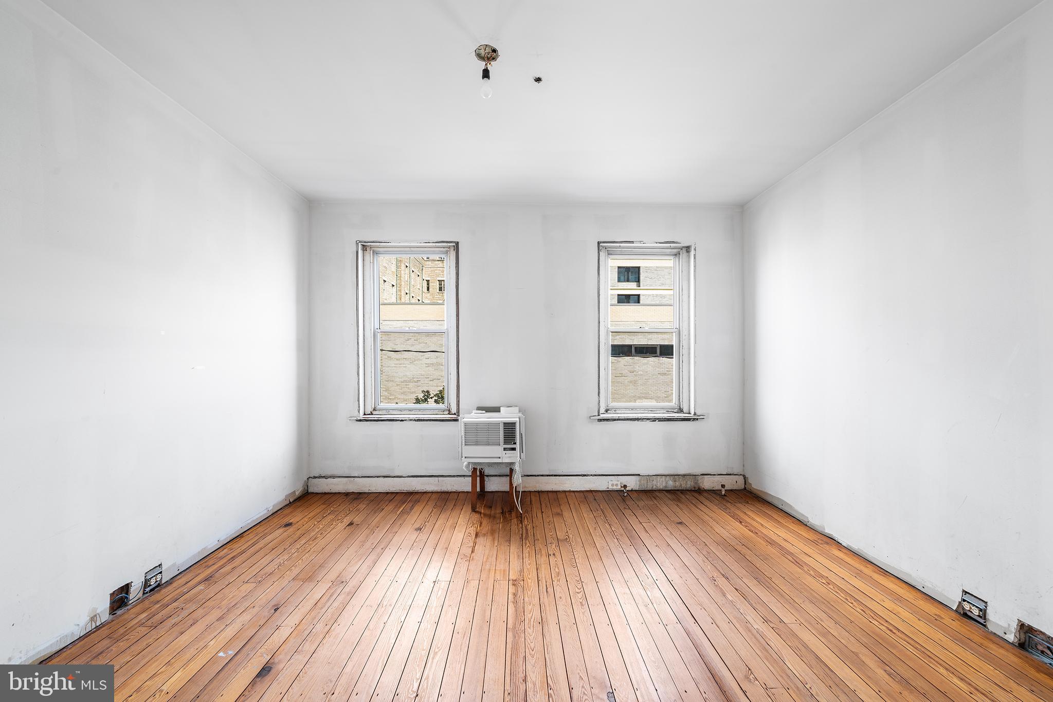 WEST PASSYUNK - Residential