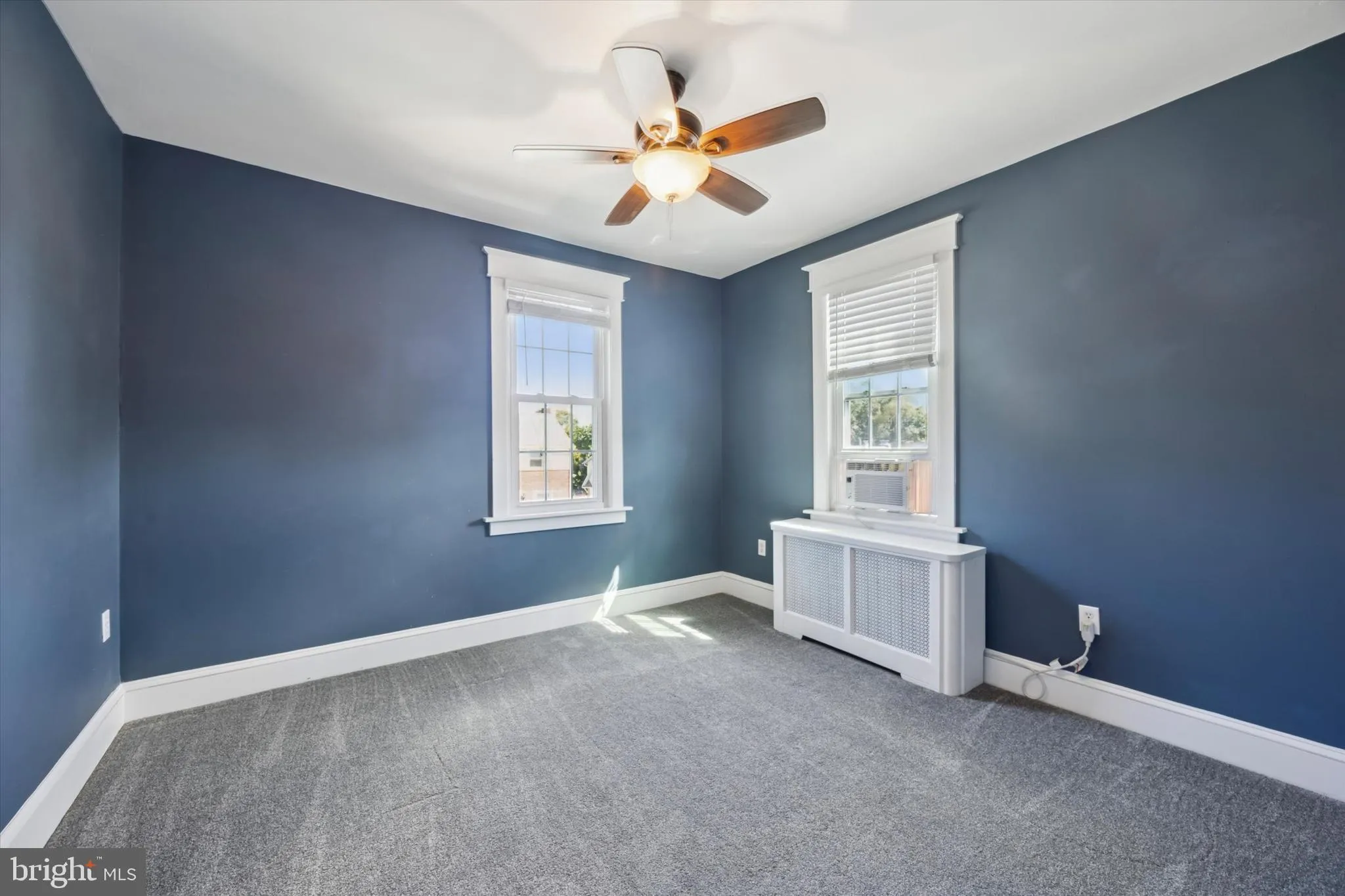 Upper Darby, Pennsylvania 19082, United States, 5 Bedrooms Bedrooms, ,2 BathroomsBathrooms,Residential,Pending,211527