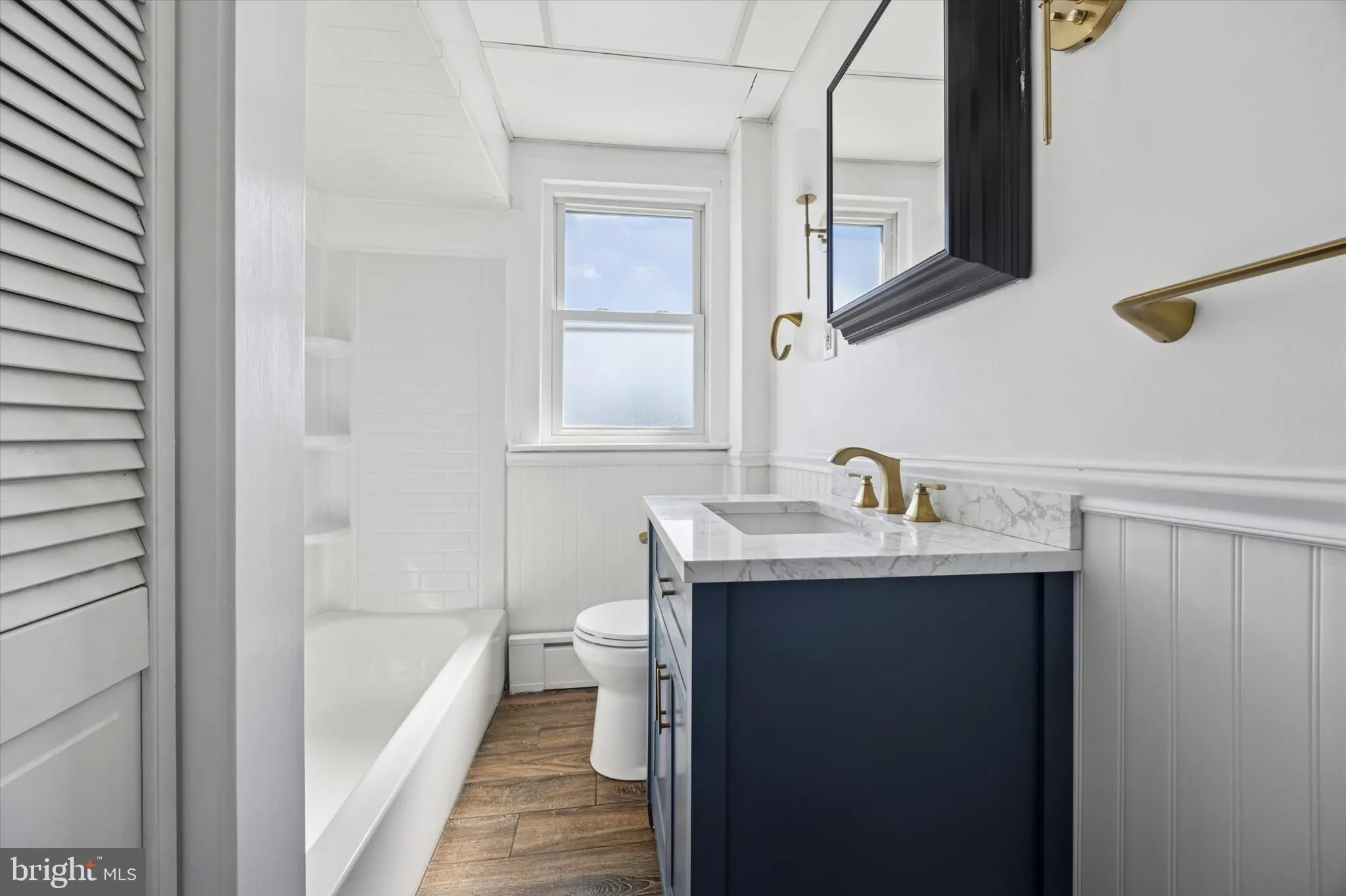 Upper Darby, Pennsylvania 19082, United States, 5 Bedrooms Bedrooms, ,2 BathroomsBathrooms,Residential,Pending,211527