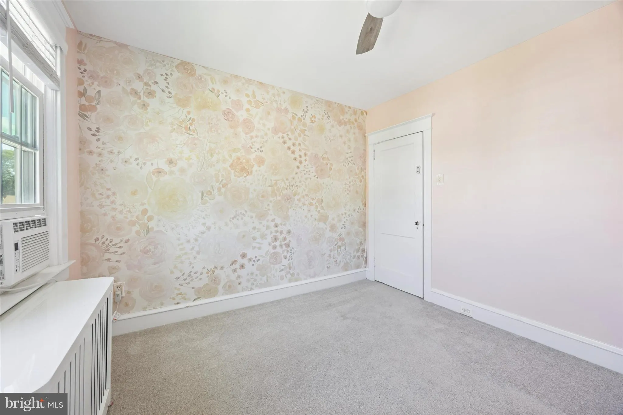 Upper Darby, Pennsylvania 19082, United States, 5 Bedrooms Bedrooms, ,2 BathroomsBathrooms,Residential,Pending,211527