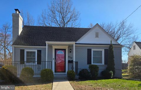 6903 GATEWAY BOULEVARD DISTRICT HEIGHTS MD 20747