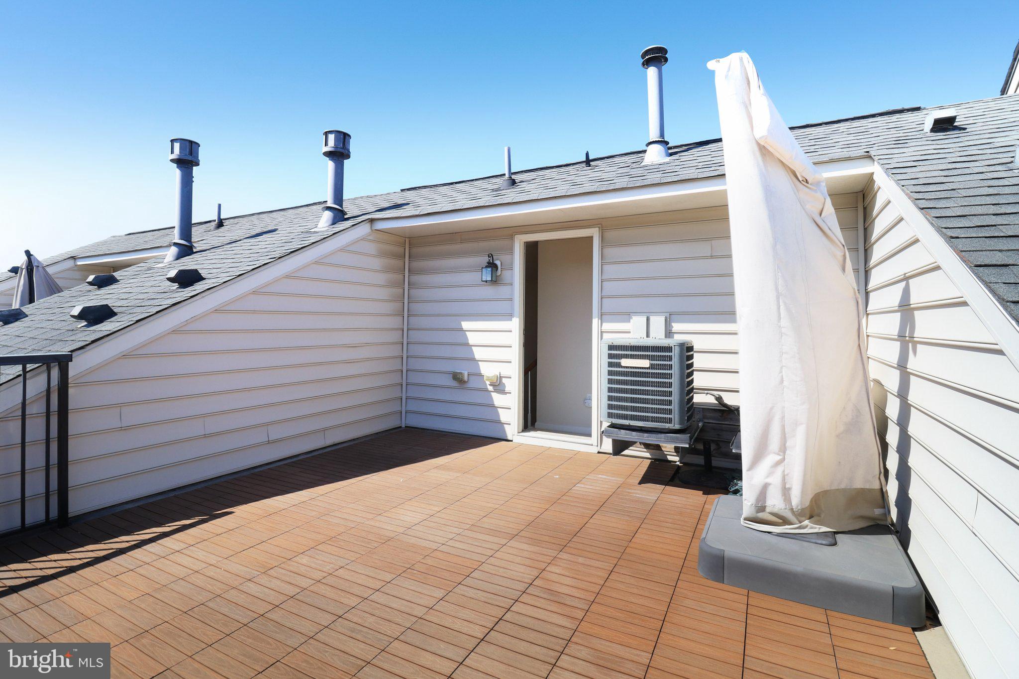 SHIRLINGTON CREST - Residential