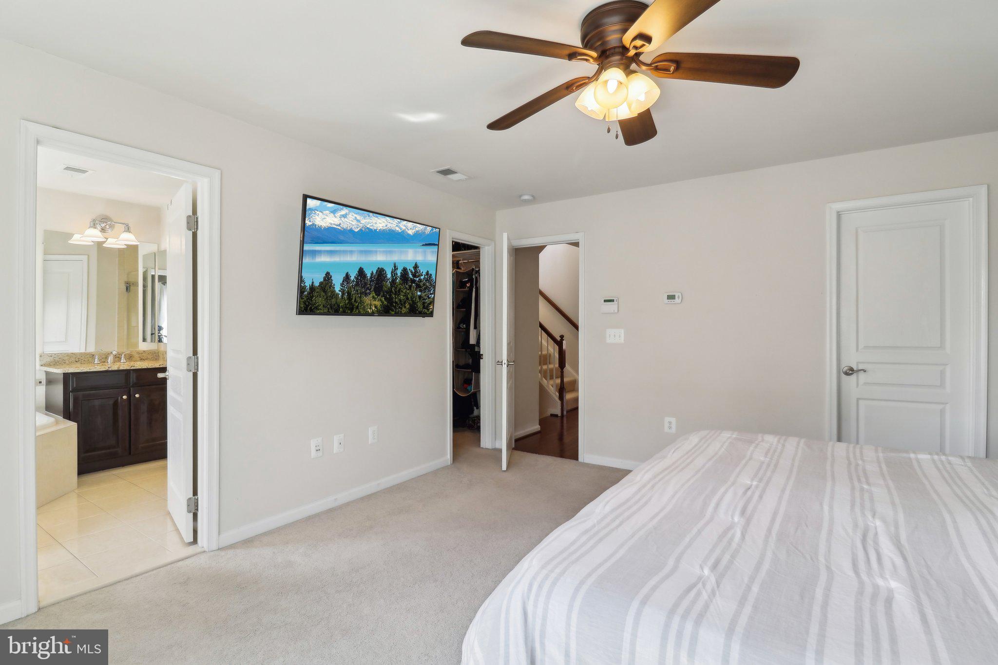 SHIRLINGTON CREST - Residential