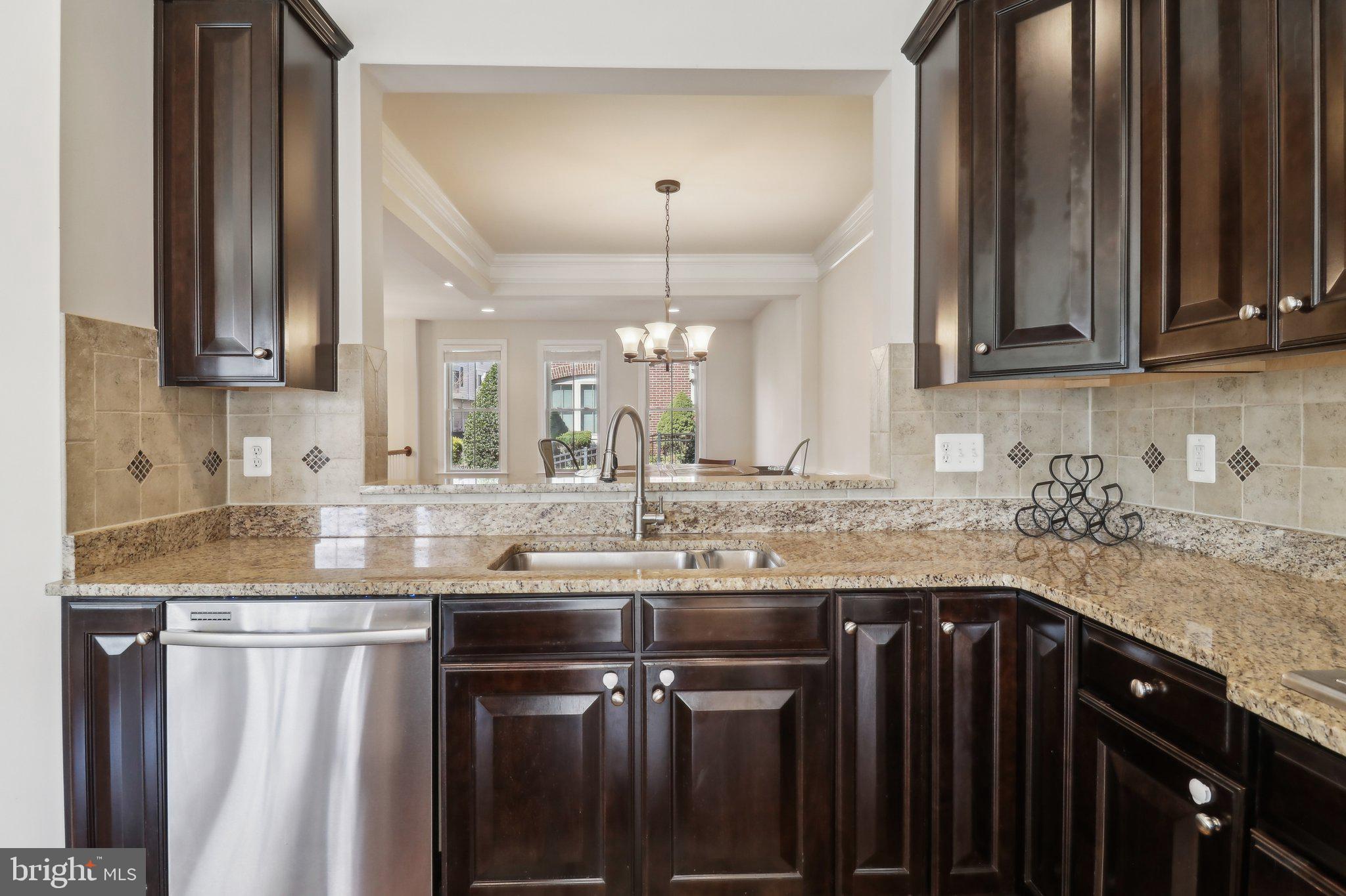 SHIRLINGTON CREST - Residential