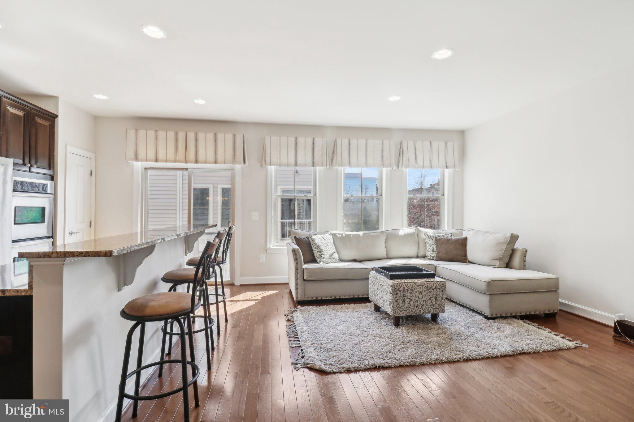 SHIRLINGTON CREST - Residential