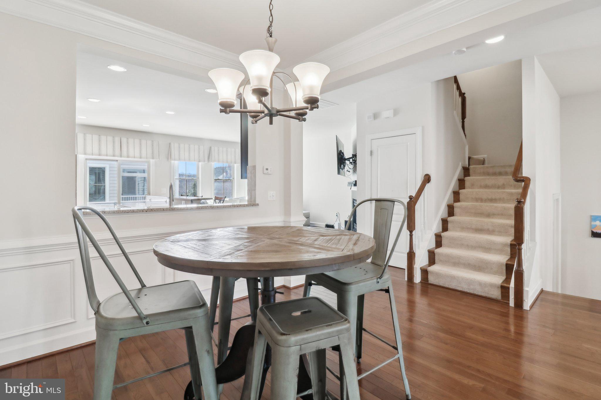 SHIRLINGTON CREST - Residential