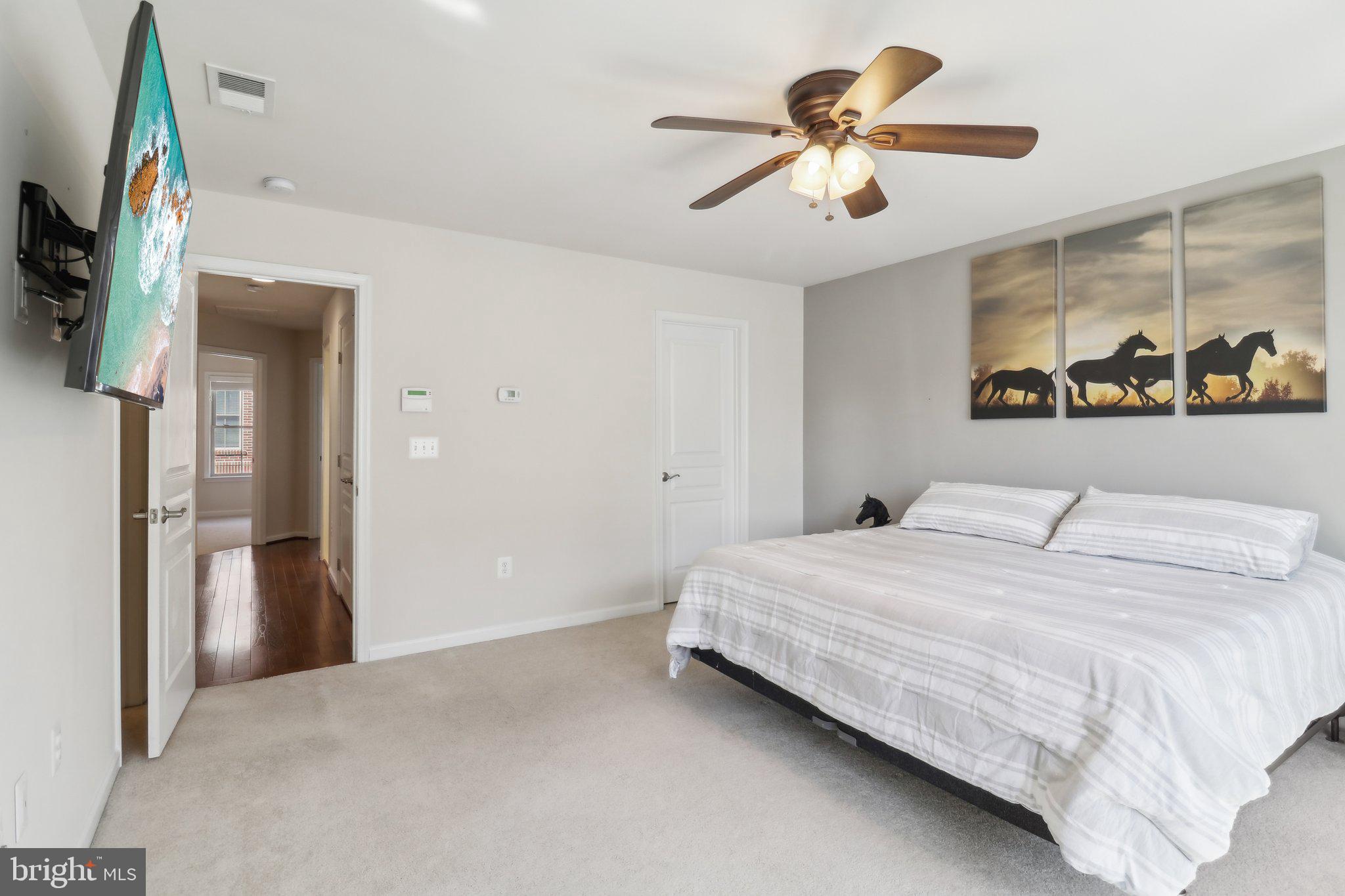 SHIRLINGTON CREST - Residential