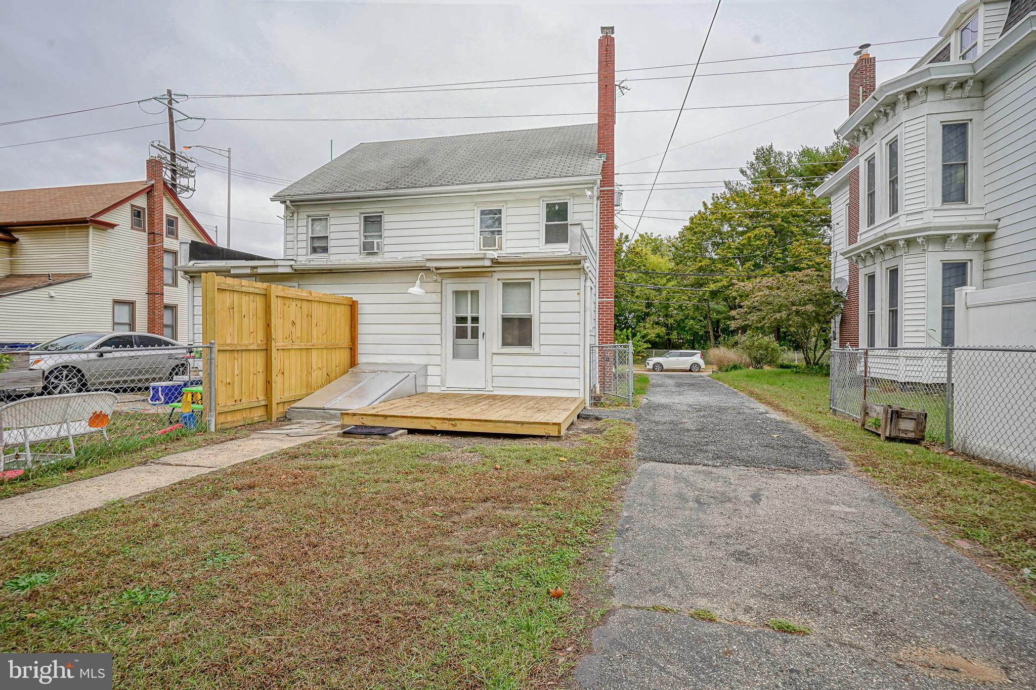 89 MAIN STREET