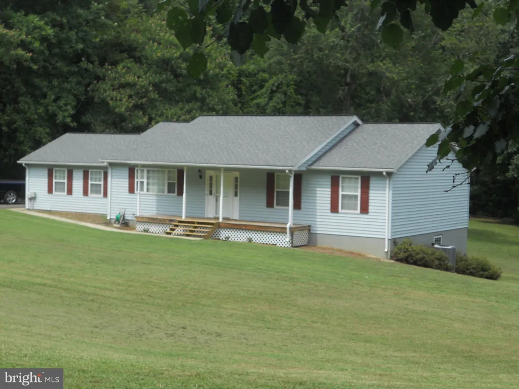 17244 Creekside Drive, Brandywine, MD 20613