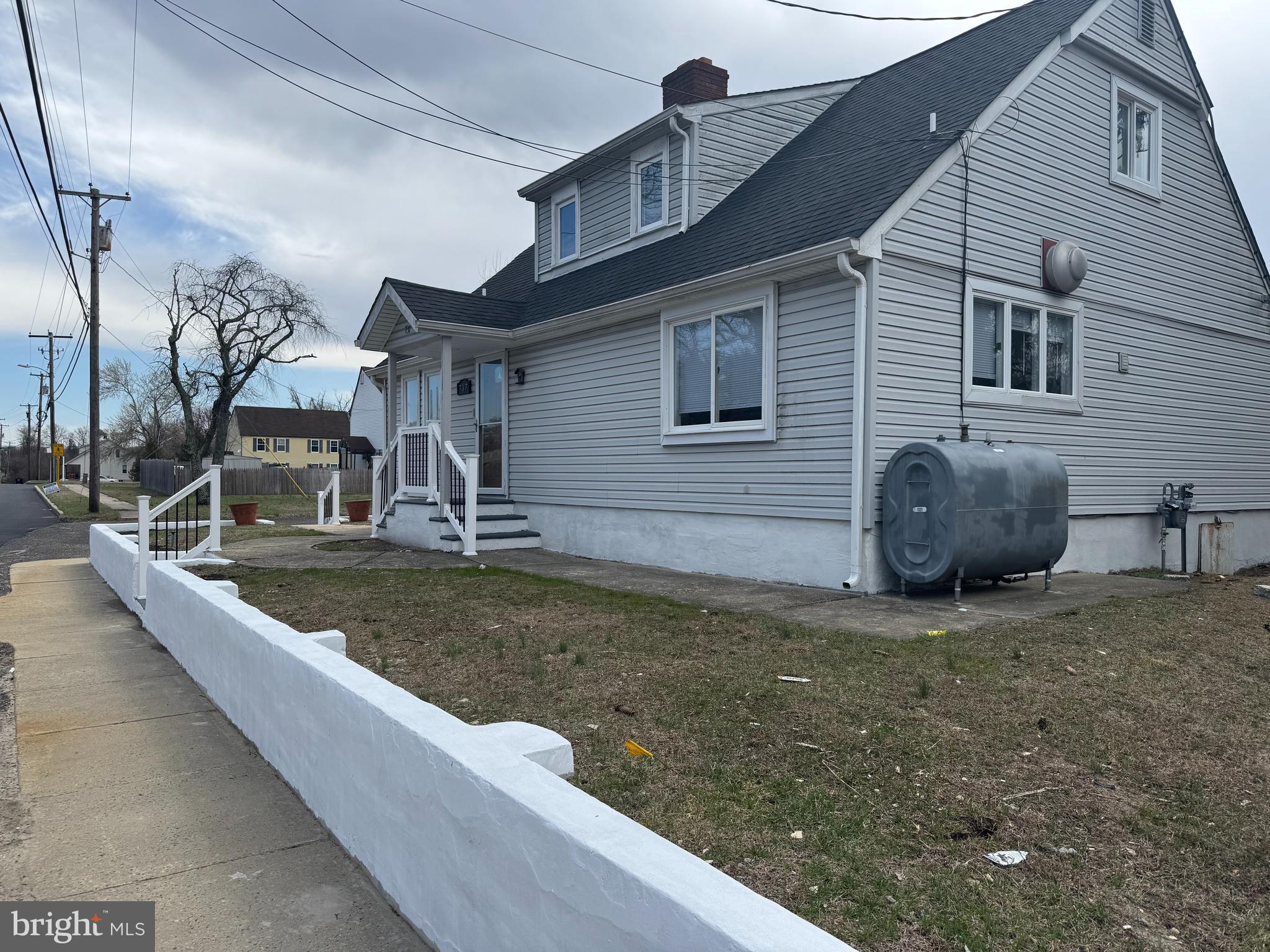 737 WATSONTOWN ROAD