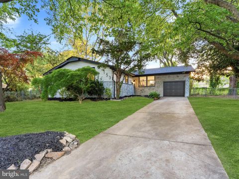 Homes For Sale - 153 Pebblebrook Lane<br/> MOUNT LAUREL, NJ 08054