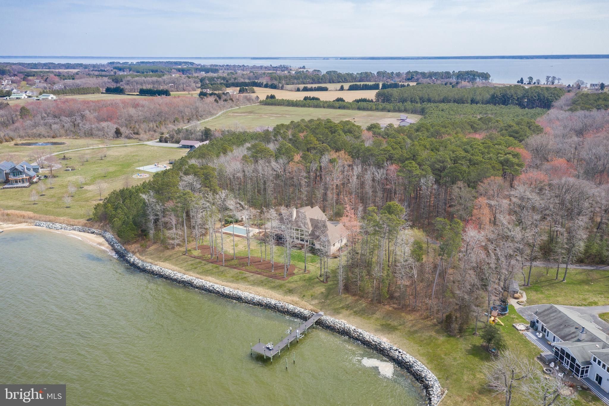 BLOODY POINT FARM - Residential