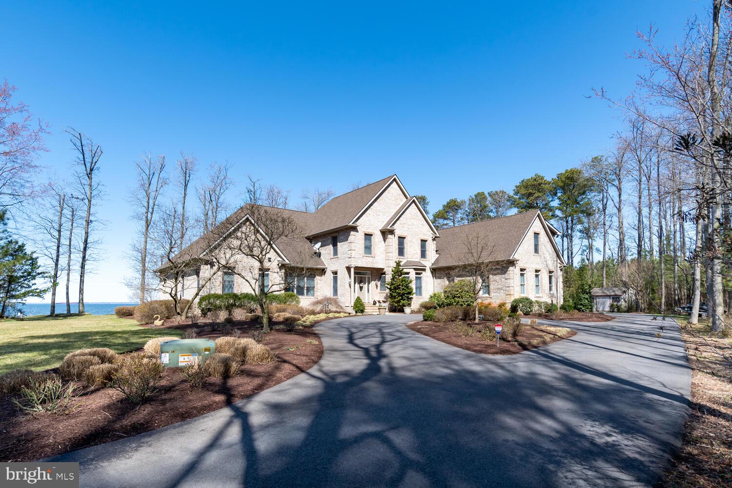 BLOODY POINT FARM - Residential