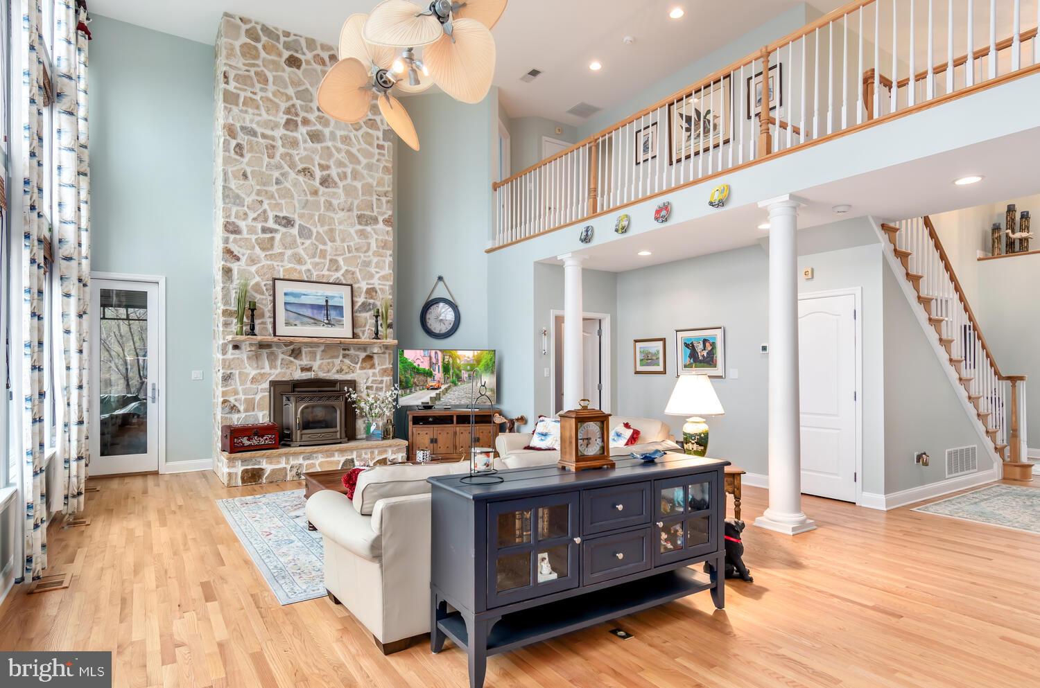 BLOODY POINT FARM - Residential