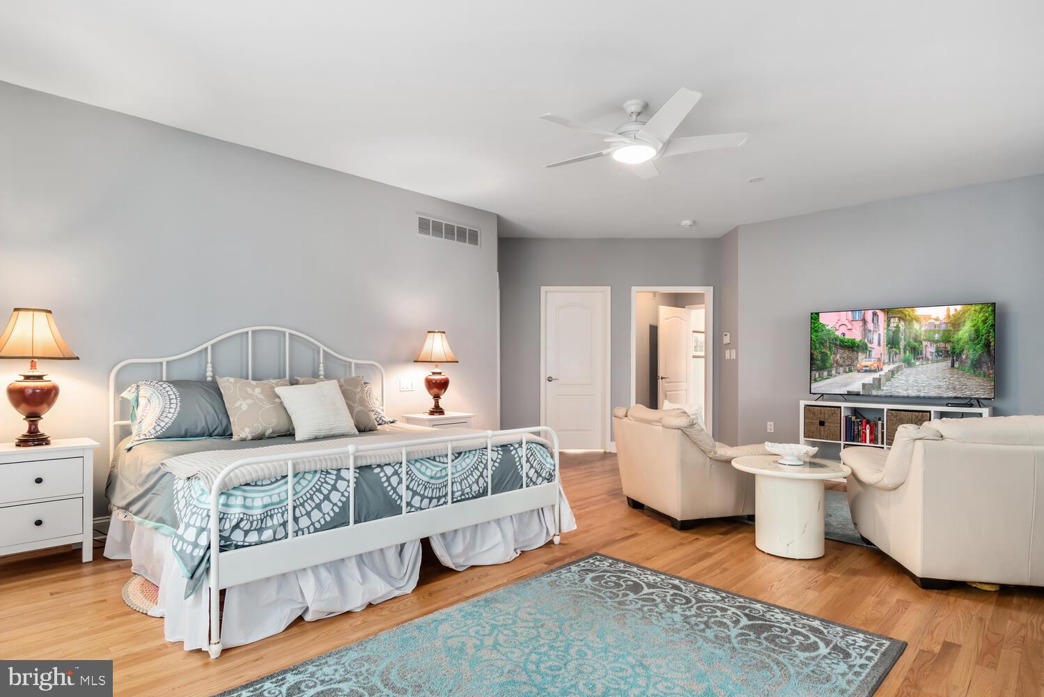 BLOODY POINT FARM - Residential